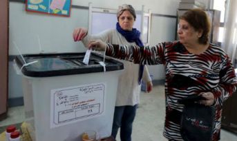 Woman voting 2